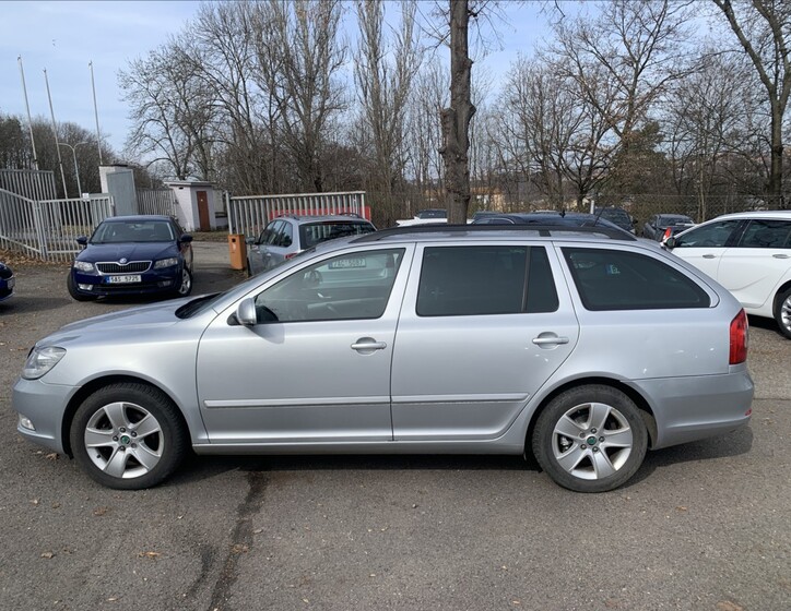 Škoda Octavia 9