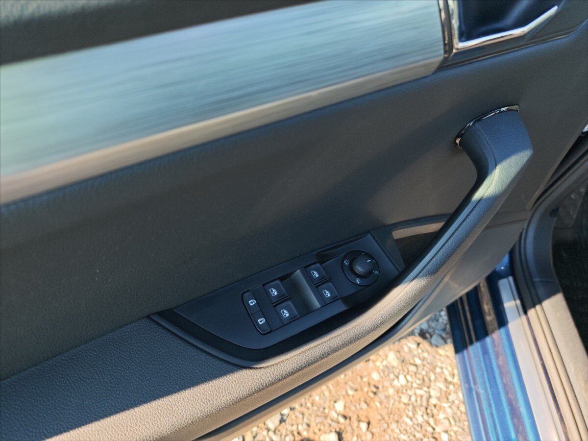 Škoda Superb Kombi 2,0 l 110 kw