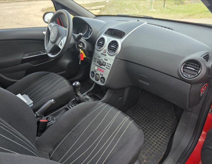 Opel Corsa Hatchback 1,2 l 59 kw