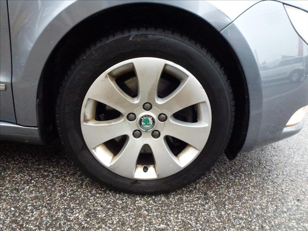 Škoda Superb Kombi 1,6 l 77 kw