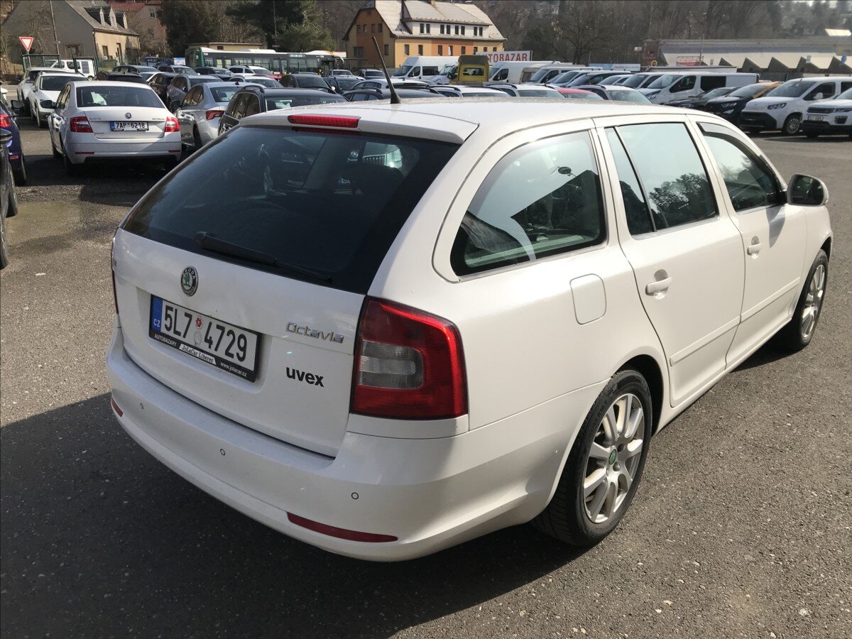 Škoda Octavia Kombi 2,0 l 103 kw