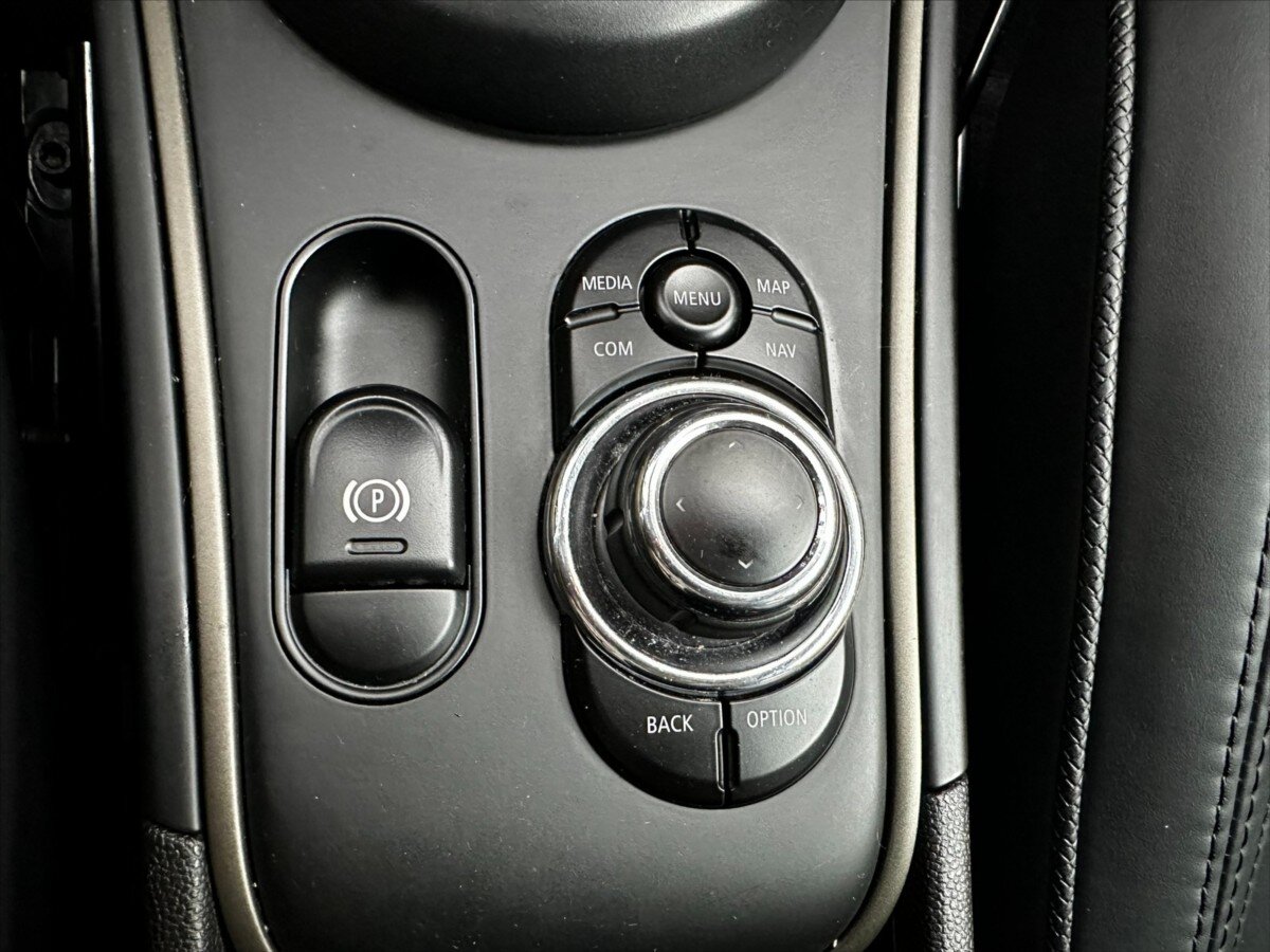 Mini Countryman Kombi 1,5 l 162 kw