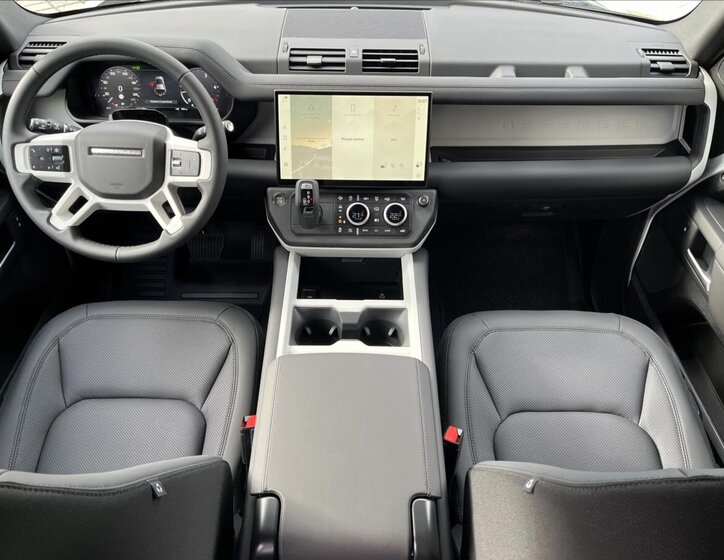 Land Rover Defender SUV / Terénní 3,0 l 147 kw