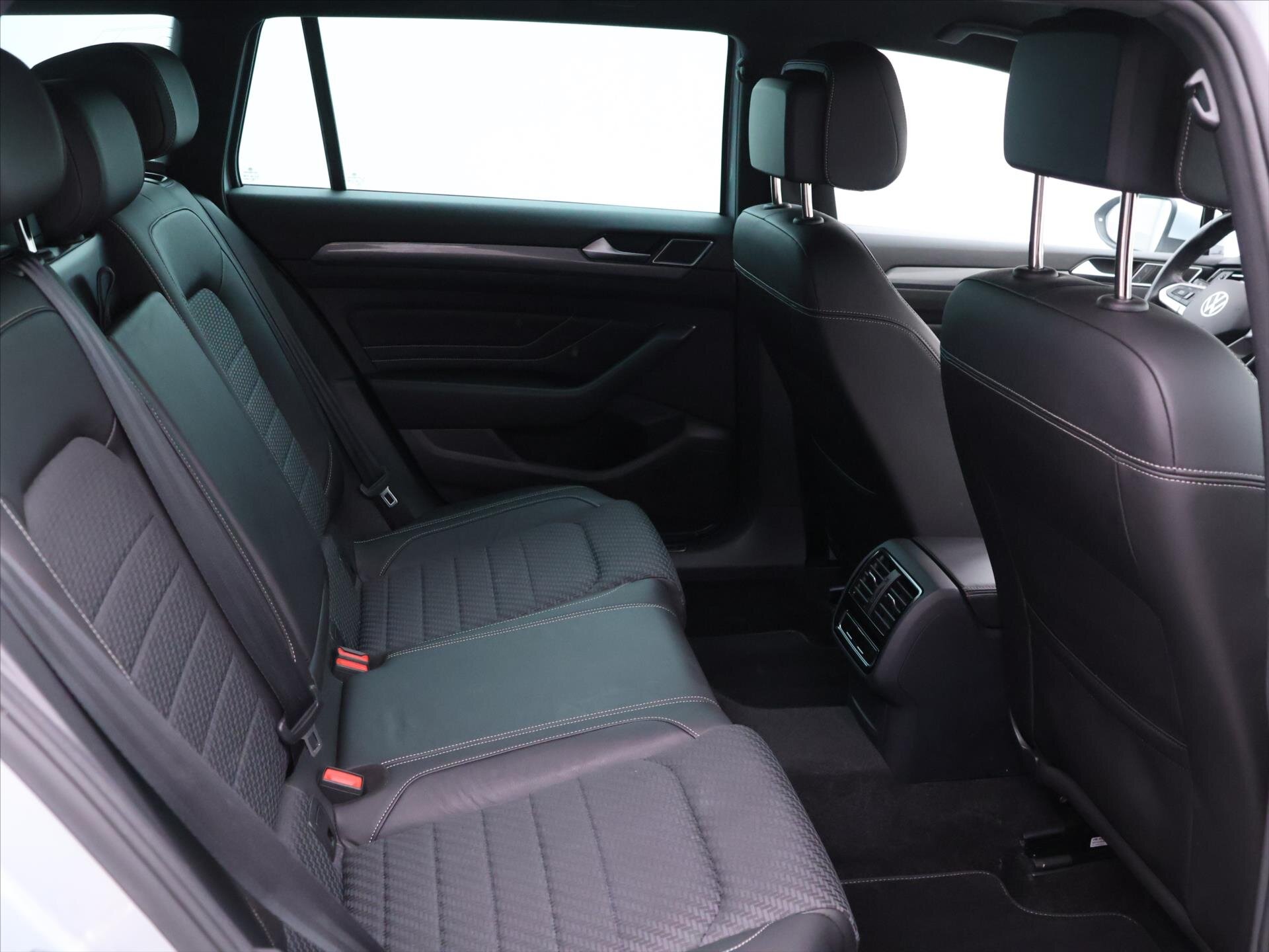 Volkswagen Passat Kombi 2,0 l 110 kw