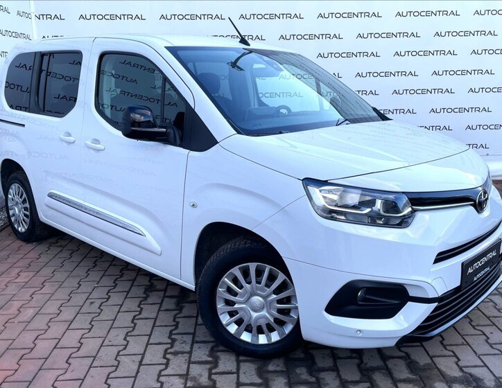 Toyota ProAce City Verso MPV 1,2 l 81 kw