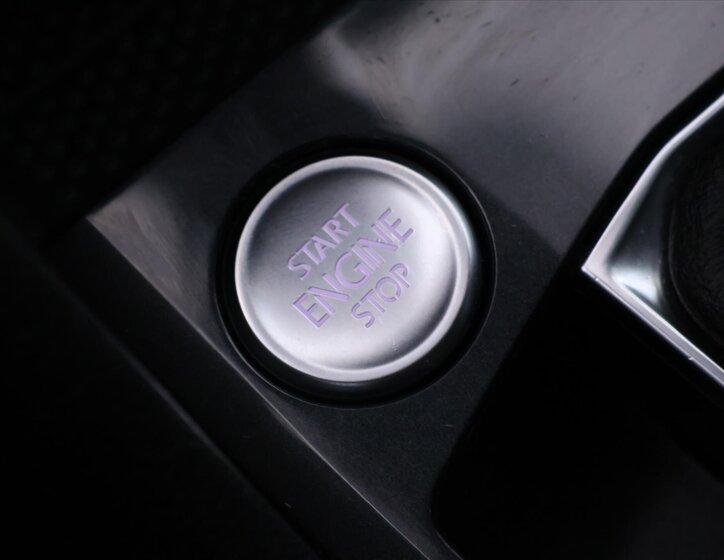 Volkswagen Tiguan SUV / Terénní 2,0 l 140 kw