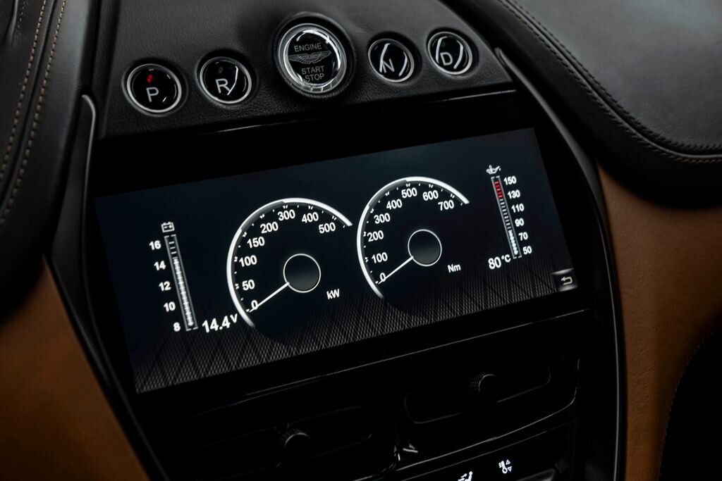 Aston Martin Ostatní SUV 4,0 l 405 kw