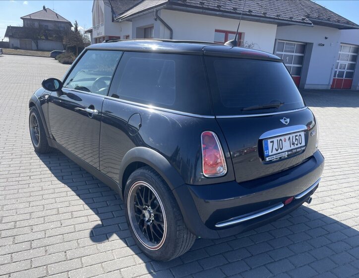 Mini One Hatchback 1,6 l 66 kw
