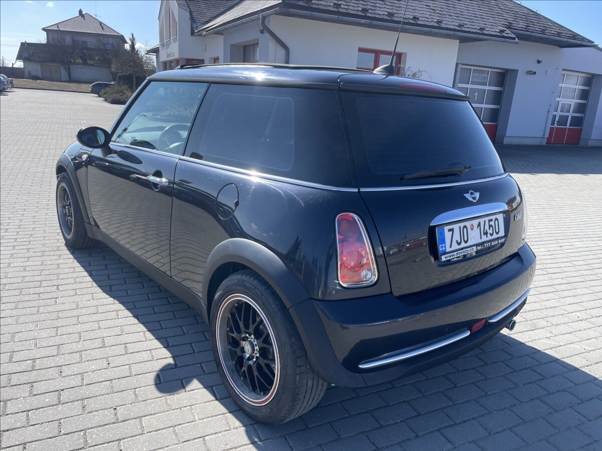Mini One Hatchback 1,6 l 66 kw