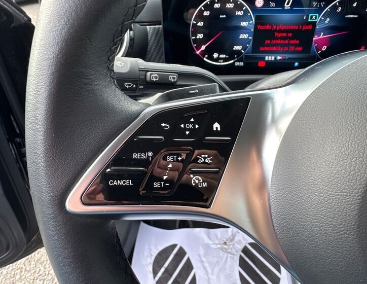 Mercedes-Benz Třídy A Hatchback 1,3 l 120 kw