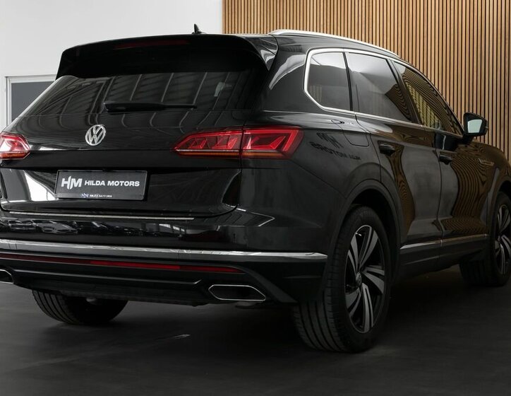Volkswagen Touareg 4