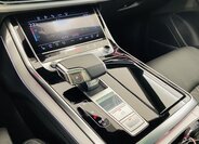 Audi Q8 SUV / Terénní 3,0 l 210 kw