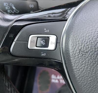 Volkswagen Golf Sportsvan 23