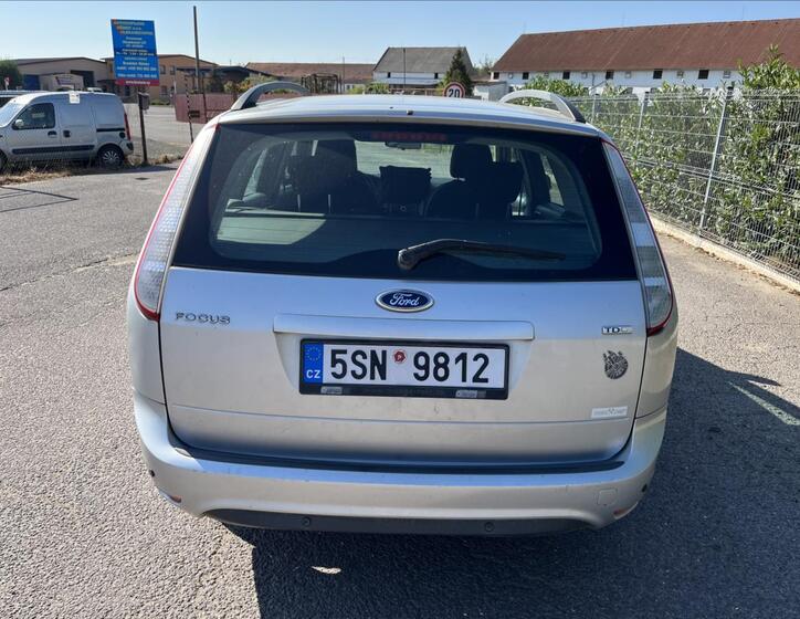 Ford Focus 7