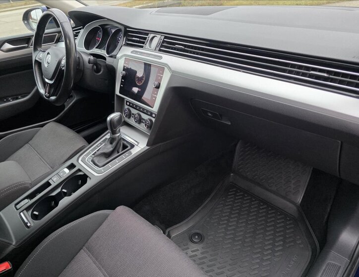 Volkswagen Passat 30