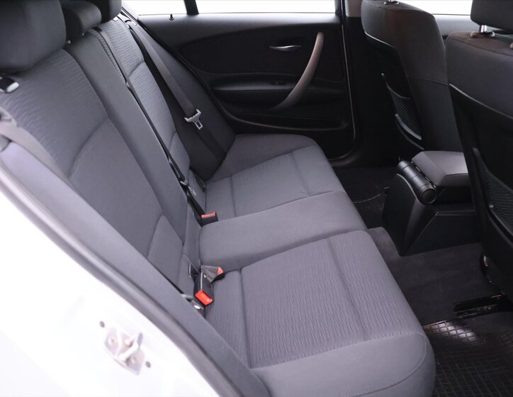 BMW Řada 1 Hatchback 2,0 l 90 kw