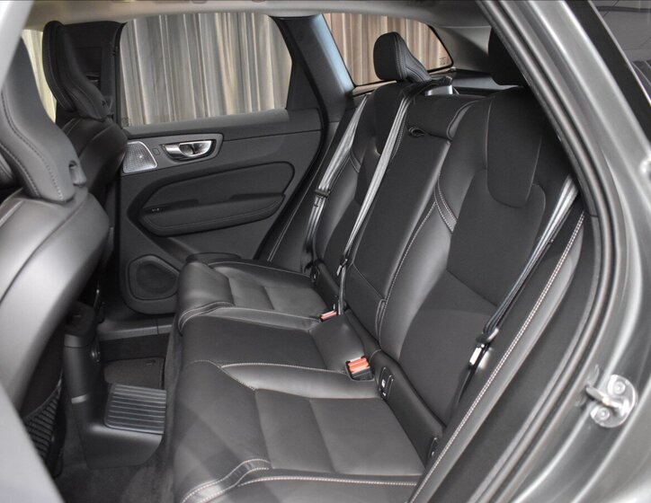 Volvo XC60 SUV 2,0 l 257 kw