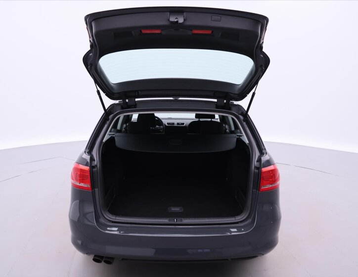 Volkswagen Passat Kombi 2,0 l 103 kw