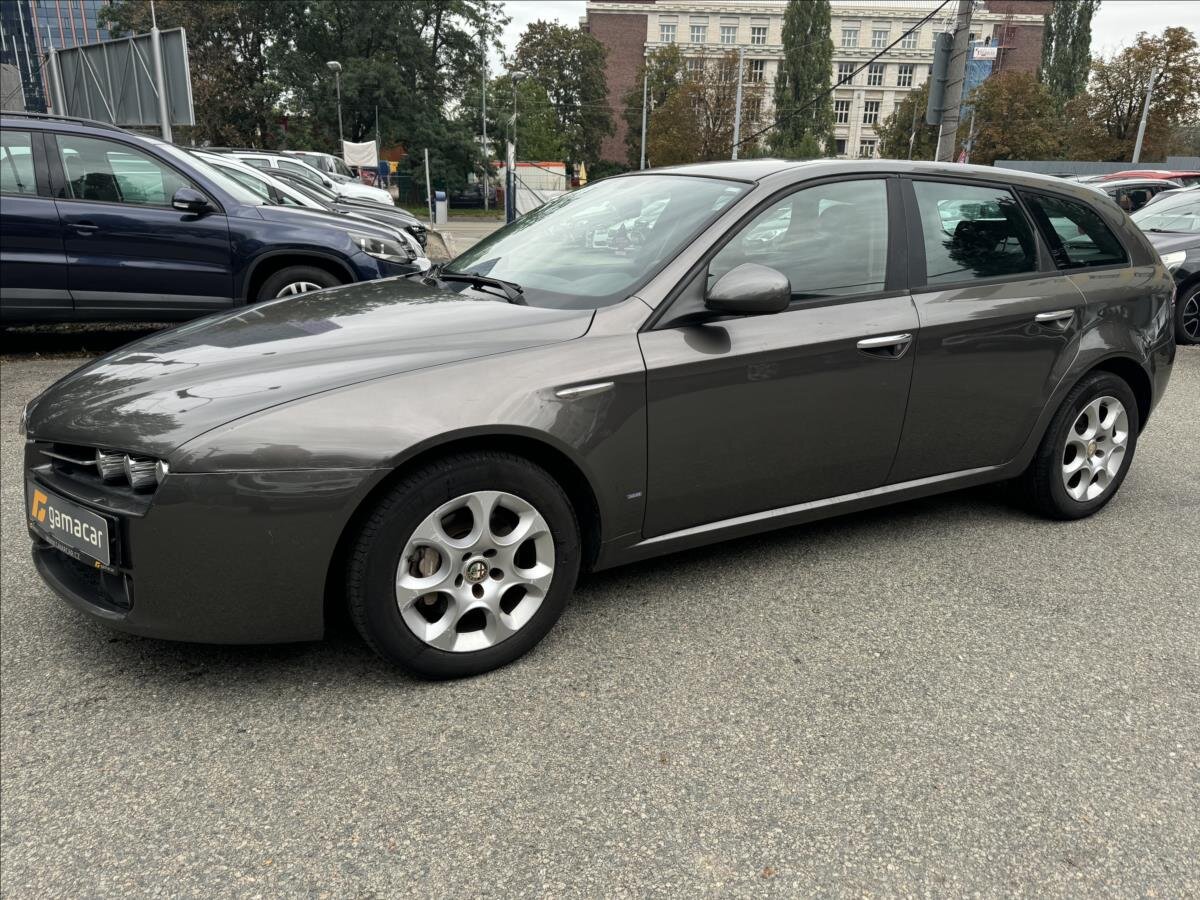 Alfa Romeo 159