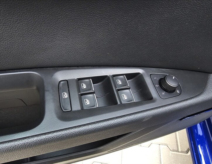 Seat Leon Hatchback 1,4 l 110 kw