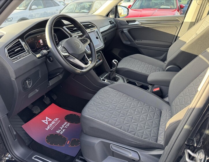 Volkswagen Tiguan 10