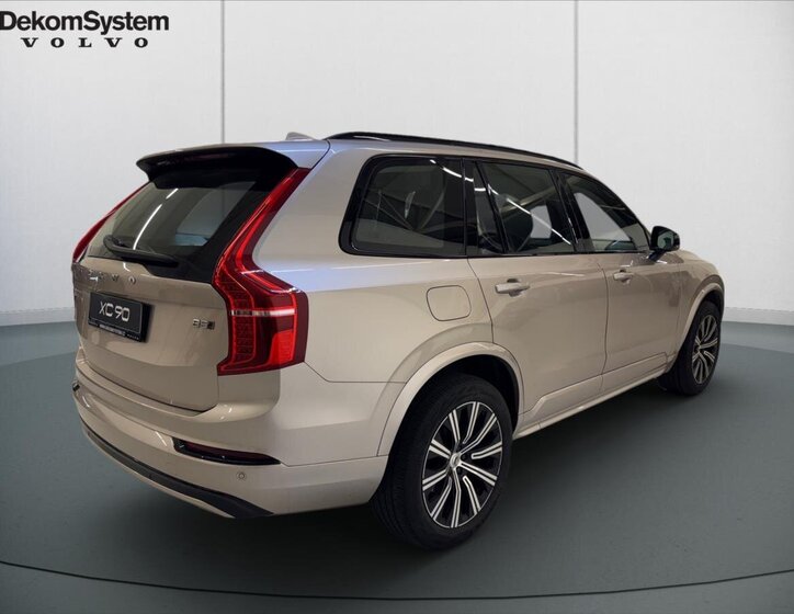 Volvo XC90 SUV 2,0 l 173 kw