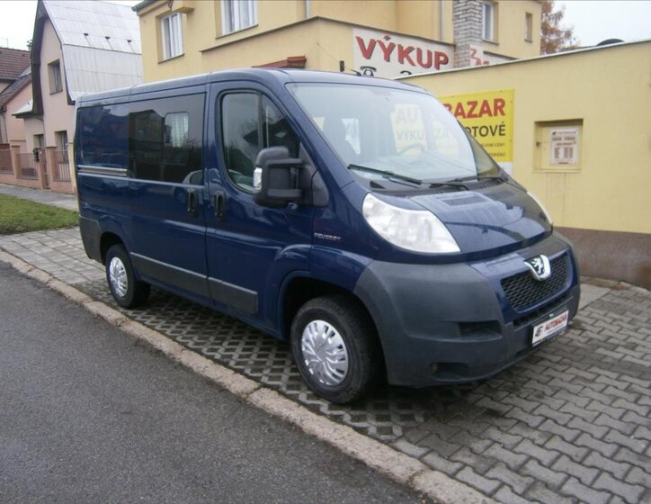 Peugeot Boxer Kombi 2,2 l 88 kw