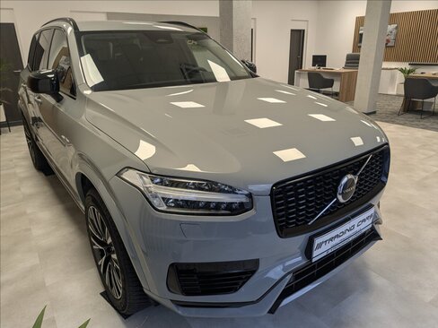 Volvo XC90 Ostatní 2,0 l 335 kw