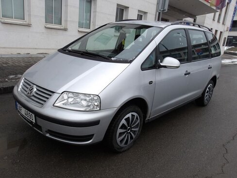 Volkswagen Sharan Kombi 1,9 l 85 kw