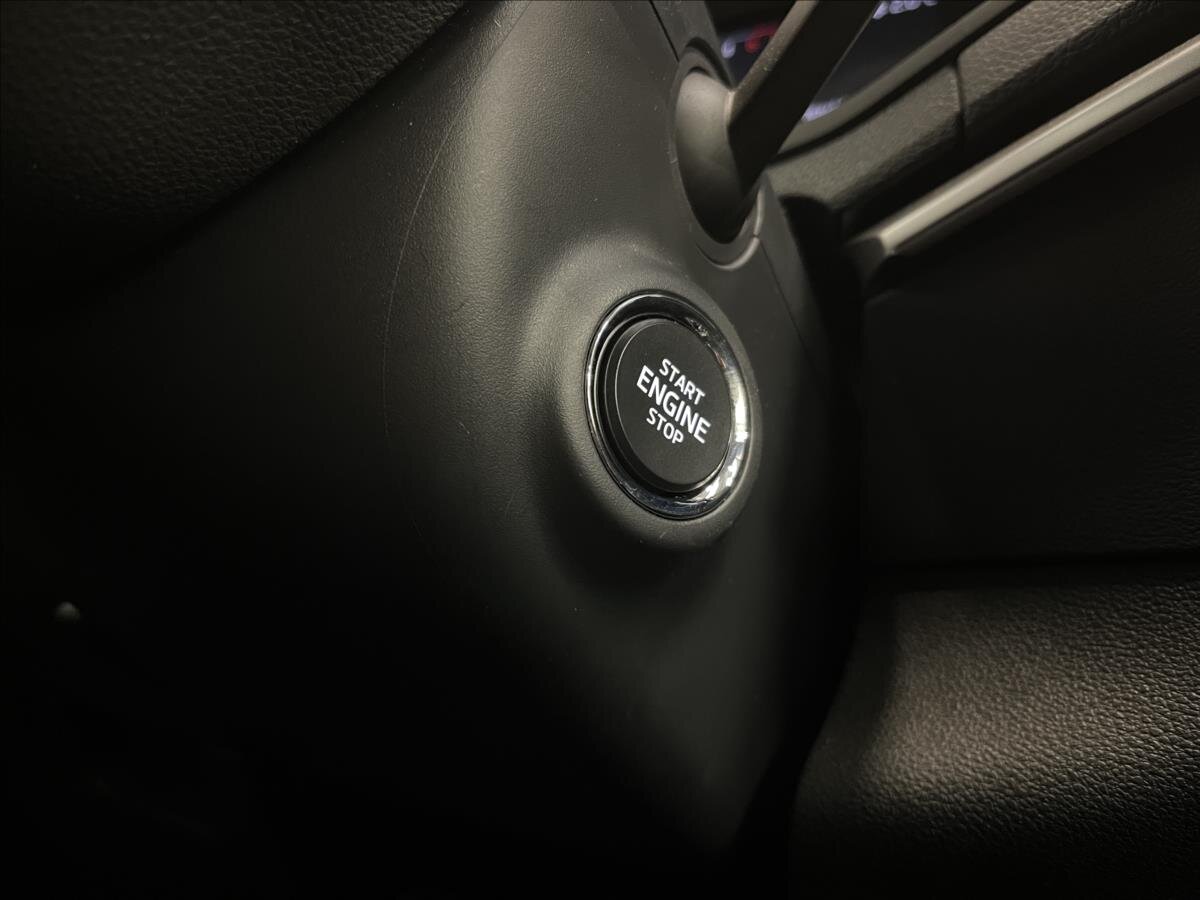 Škoda Karoq SUV 1,5 l 110 kw