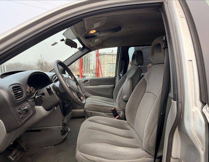 Chrysler Grand Voyager MPV 2,8 l 110 kw