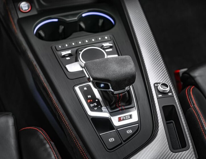 Audi RS4 Kombi 2,9 l 331 kw