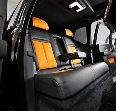 Rolls-Royce Cullinan 32