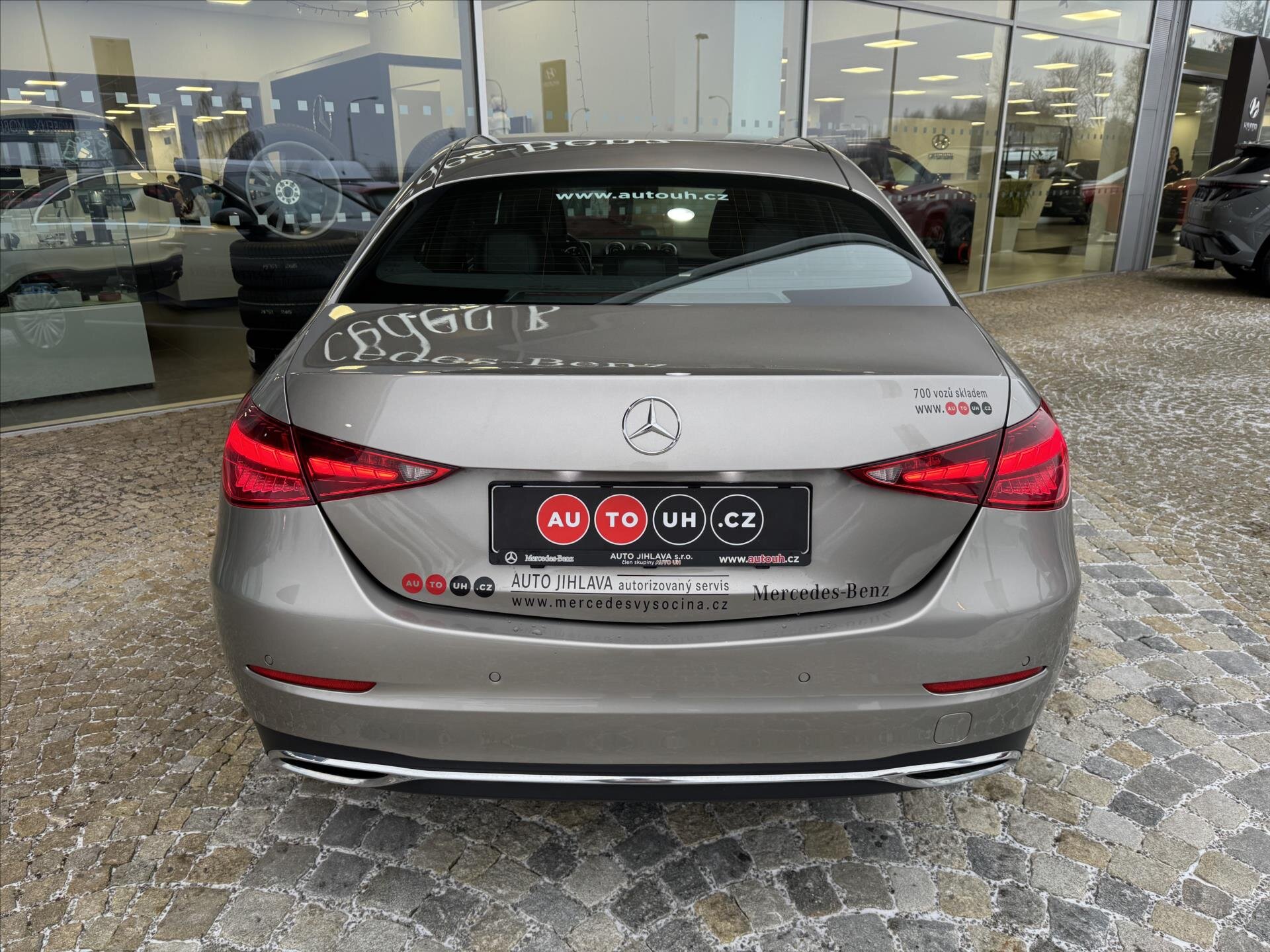 Mercedes-Benz Třídy C Sedan 2,0 l 147 kw