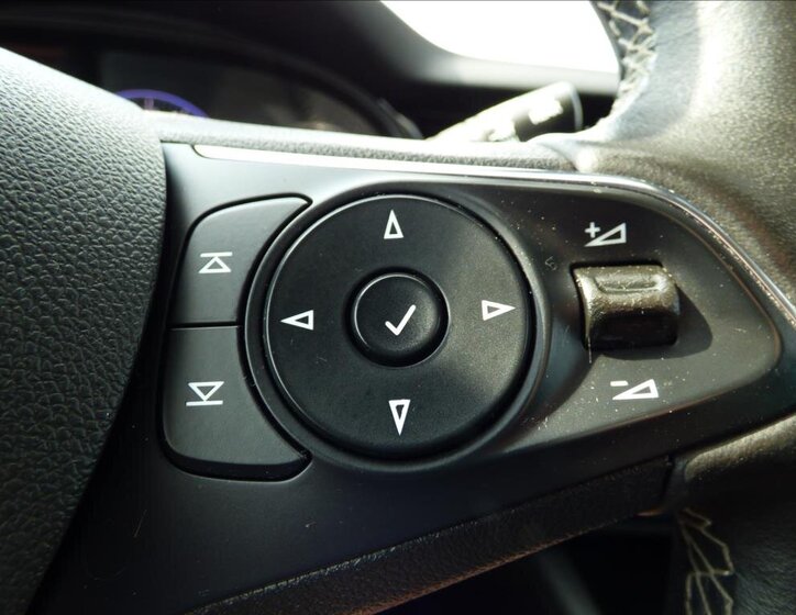 Opel Insignia Kombi 2,0 l 154 kw