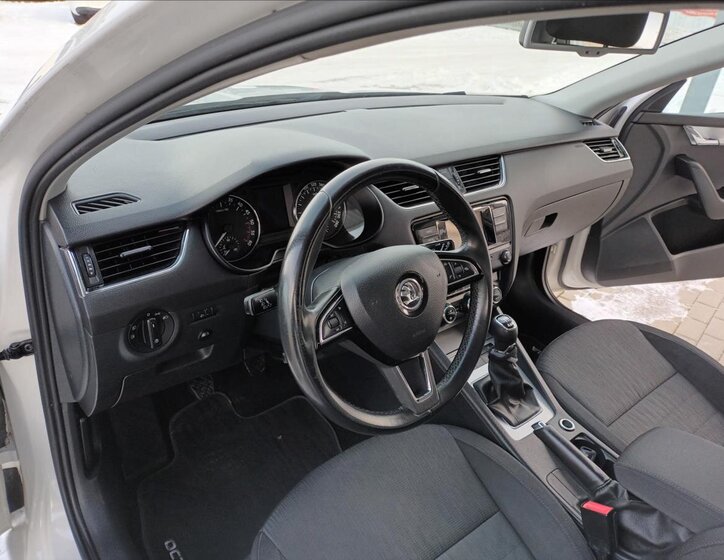 Škoda Octavia Kombi 2,0 l 110 kw