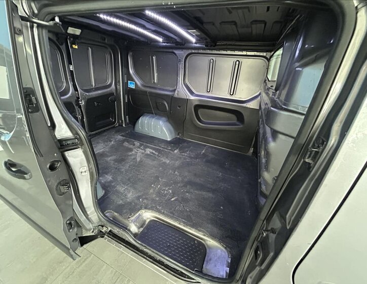 Renault Trafic Skříň 1,6 l 92 kw