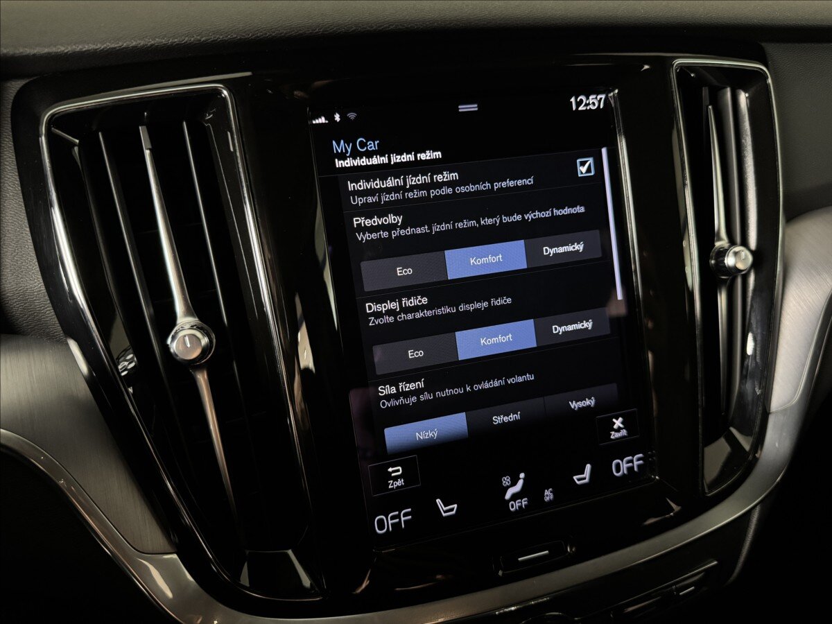 Volvo V60 Kombi 2,0 l 145 kw