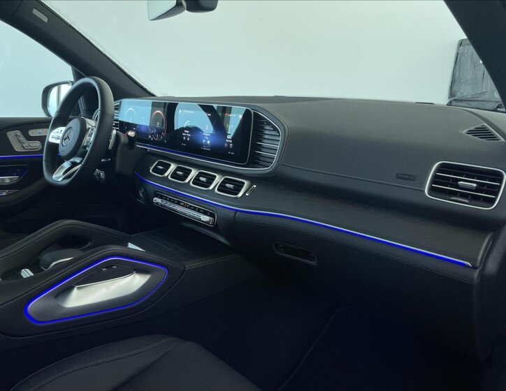 Mercedes-Benz GLS SUV 2,9 l 243 kw