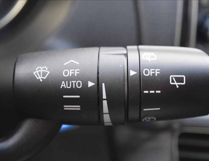 Mazda 6 Kombi 2,0 l 121 kw