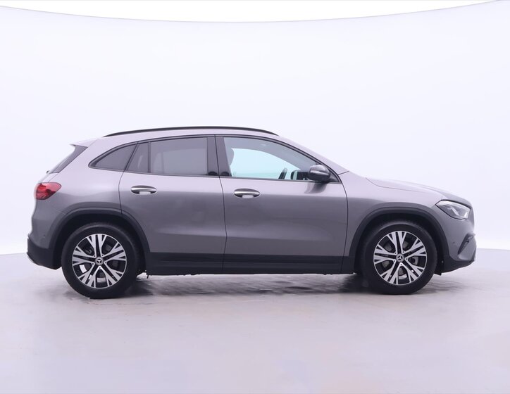 Mercedes-Benz GLA SUV / Terénní 2,0 l 165 kw