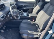 Peugeot 3008 MPV 1,2 l 96 kw