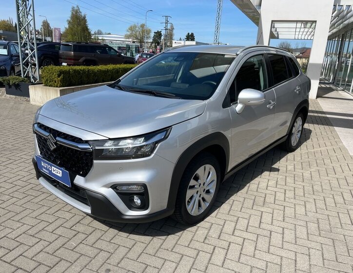 Suzuki S-Cross SUV / Terénní 1,4 l 95 kw