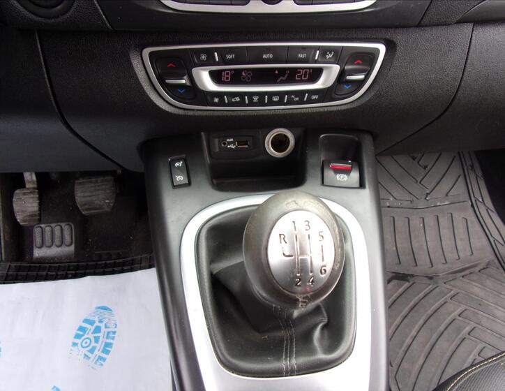 Renault Grand Scénic 21