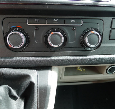 Volkswagen Transporter 12