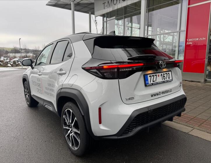 Toyota Yaris Cross 6