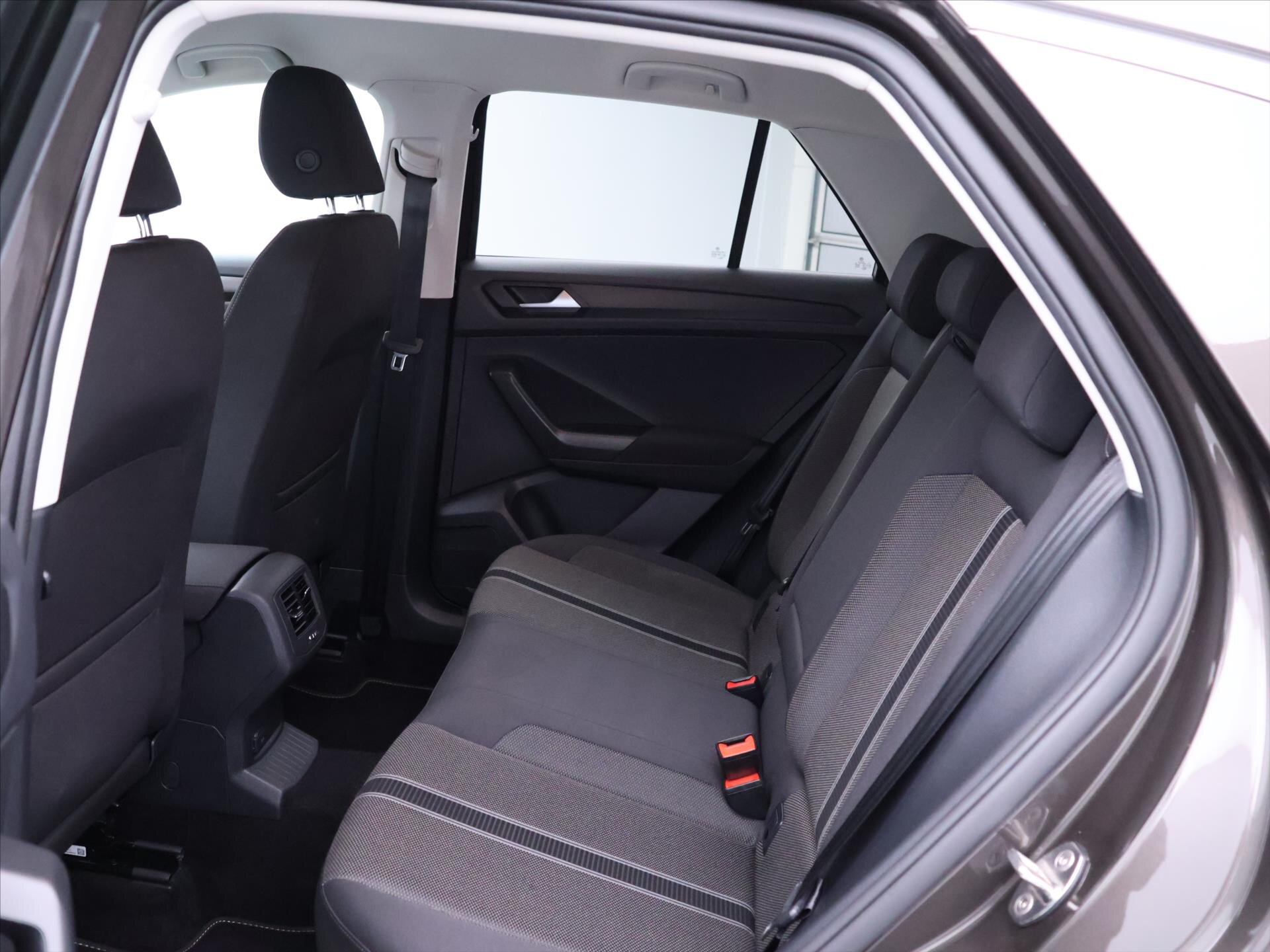 Volkswagen T-Roc SUV 1,5 l 110 kw