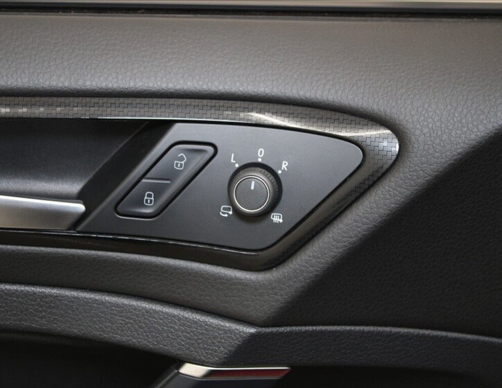 Volkswagen Golf Kombi 2,0 l 221 kw