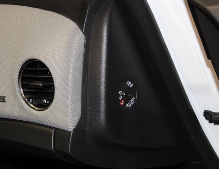 Chevrolet Cruze Sedan / Limuzína 2,0 l 120 kw