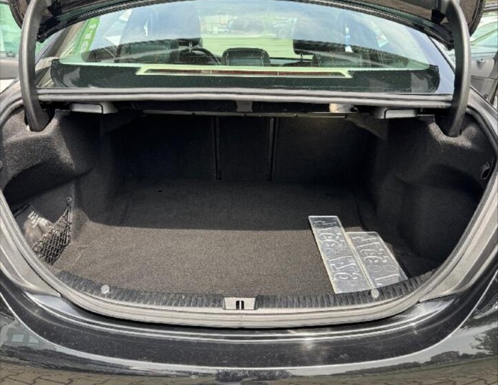 Mercedes-Benz Třídy C 8